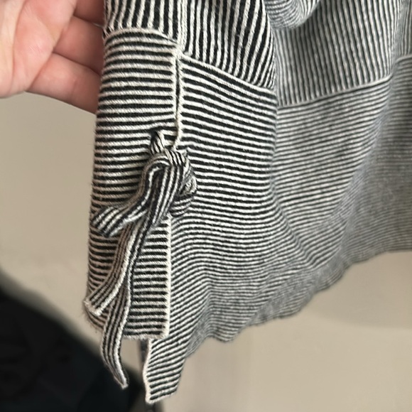 Cabi zipper front sweater jacket size large - Picture 5 of 5